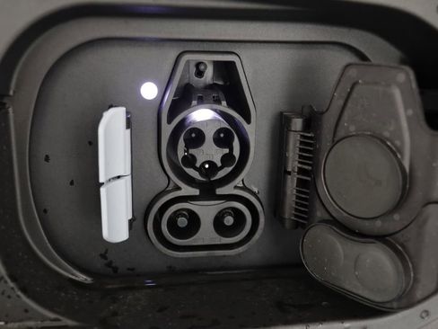 New 2026 BMW iX xDrive45 w/ M Sport Package image 23