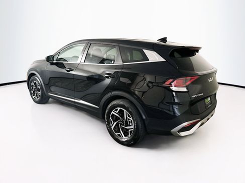 Used 2025 Kia Sportage LX image 5