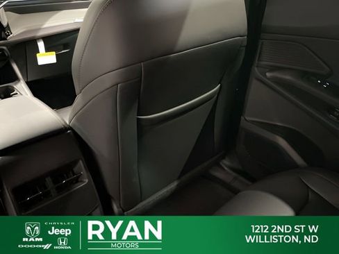 New 2026 Jeep Cherokee Limited AWD/4WD image 61