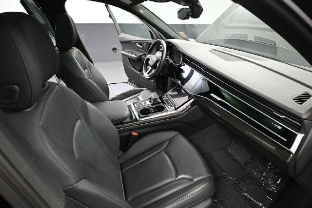 Used 2022 Audi Q7 3.0T Premium Plus AWD/4WD image 46