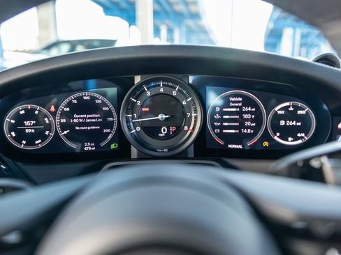 Certified 2024 Porsche 911 Carrera 4S AWD/4WD image 26