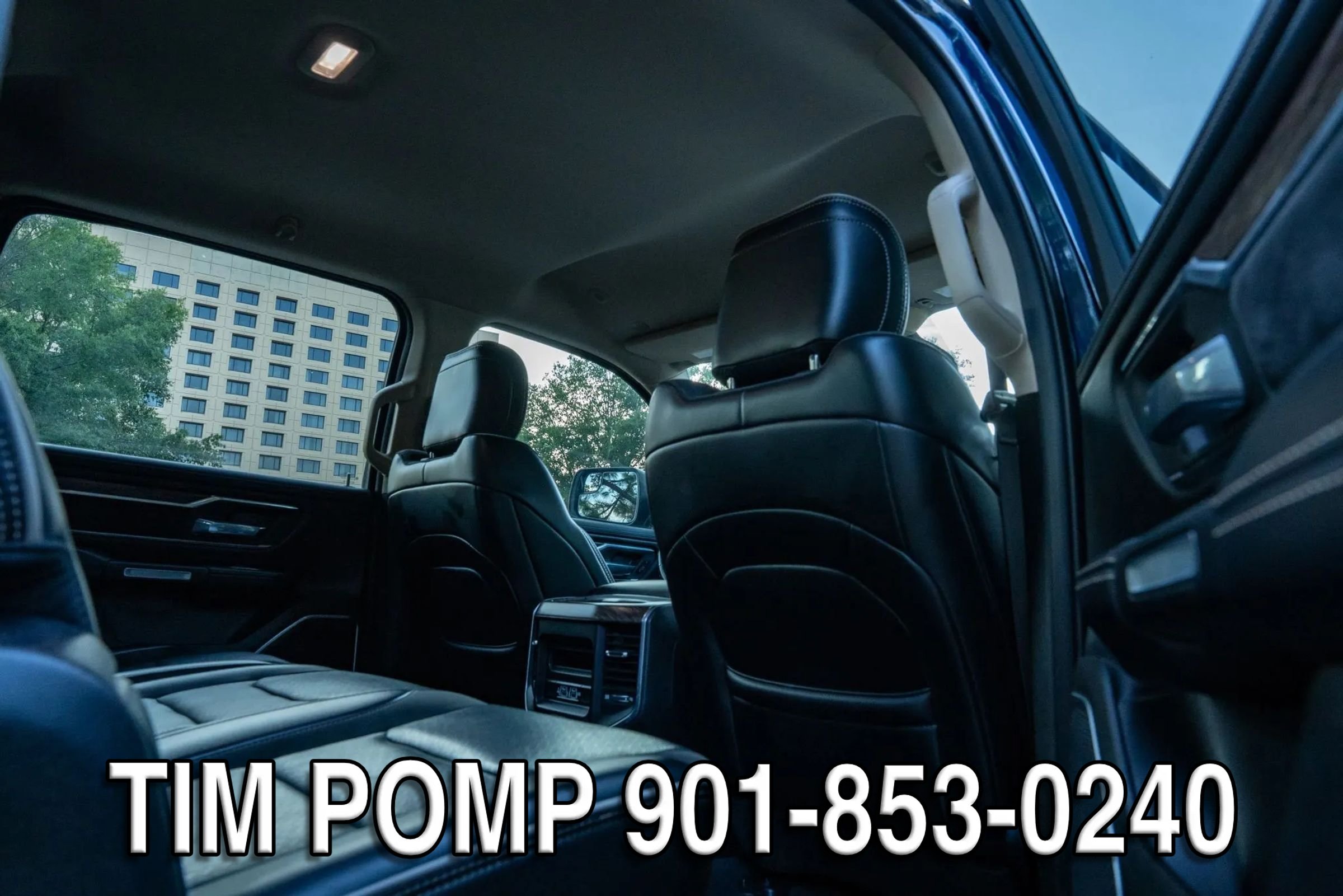 Used 2019 RAM 1500 Laramie AWD/4WD image 14