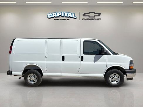 New 2026 Chevrolet Express 3500 w/ Driver Convenience Package RWD image 4