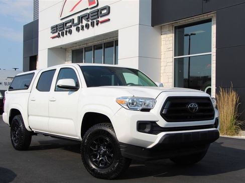 Used 2021 Toyota Tacoma SR AWD/4WD image 41