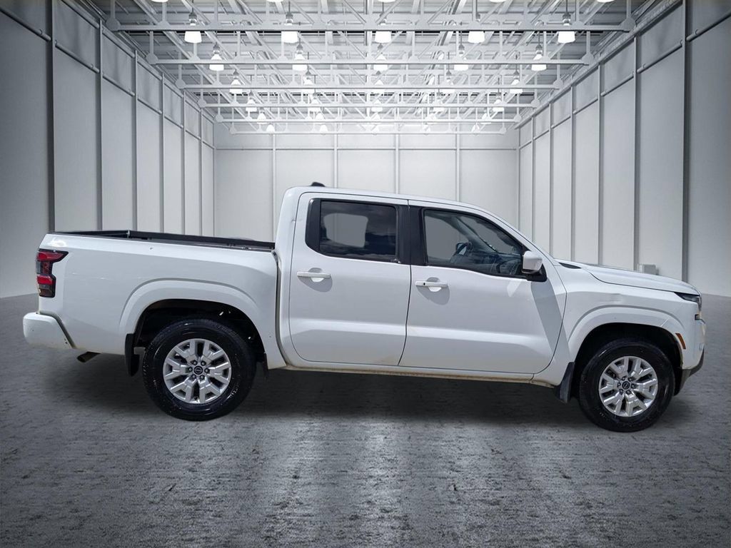 Used 2023 Nissan Frontier SV w/ SV Convenience Package RWD image 8