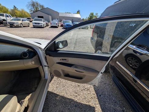 Used 2007 MAZDA MAZDA3 i Touring FWD image 30