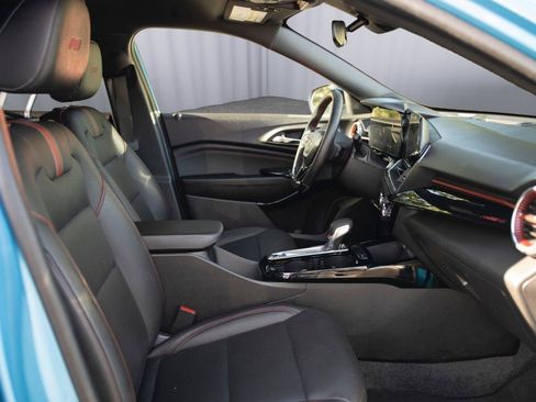 Used 2026 Chevrolet Trax RS w/ Driver Confidence Package FWD image 16