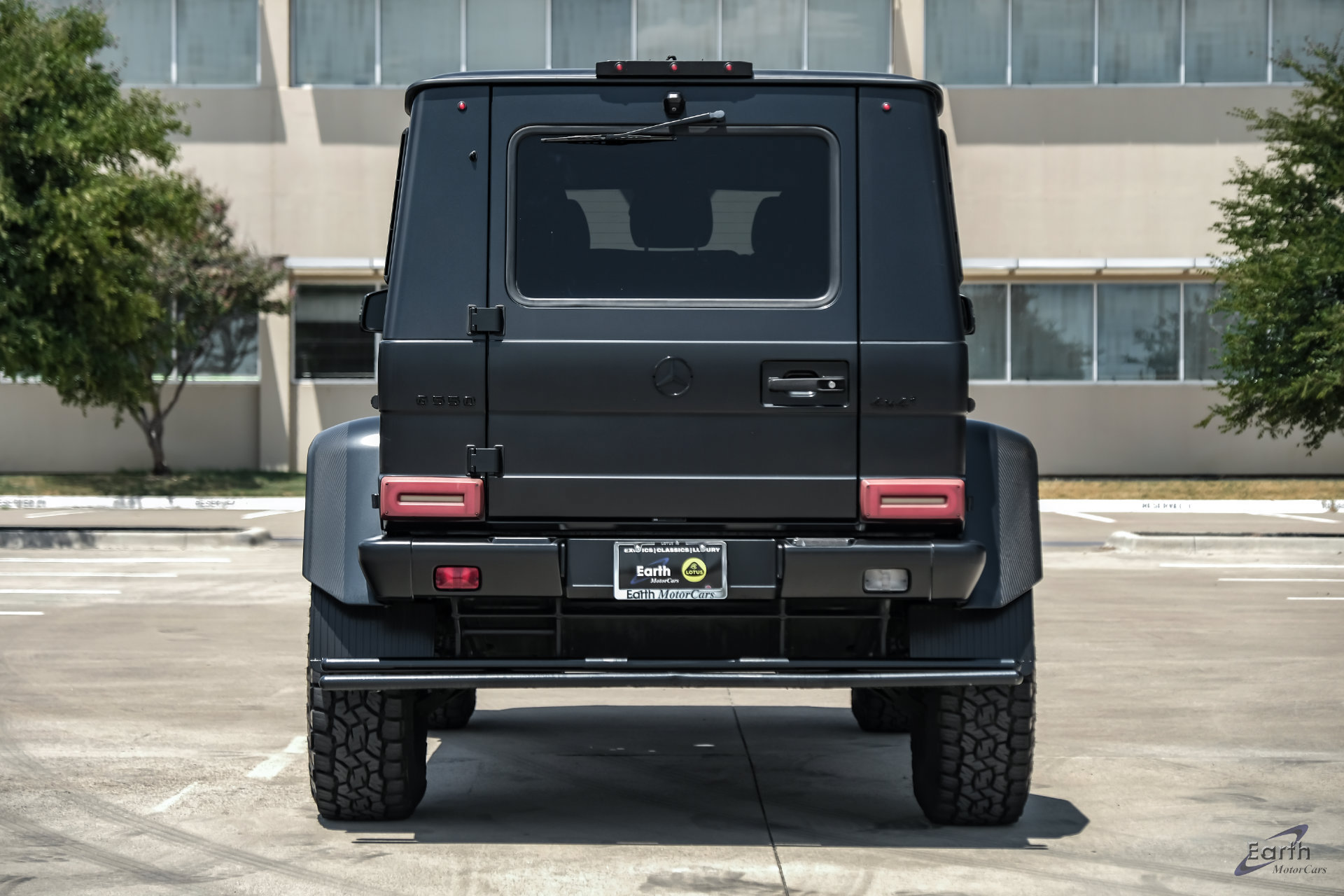 Used 2017 Mercedes-Benz G 550 Squared image 12