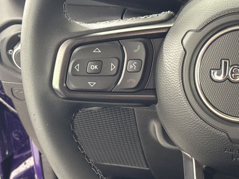 New 2026 Jeep Gladiator Sport image 17