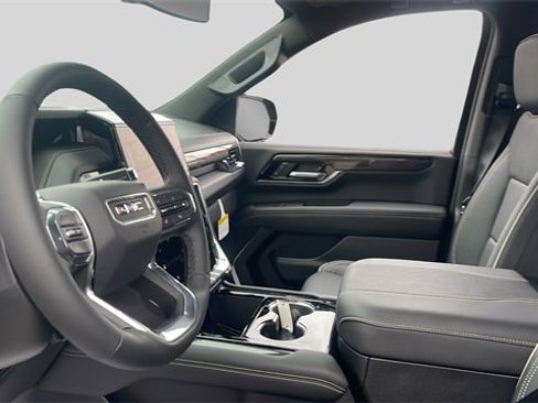 New 2026 GMC Yukon Elevation image 15