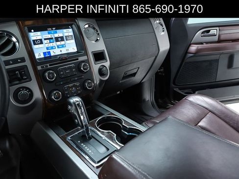 Used 2017 Ford Expedition EL Platinum AWD/4WD image 24