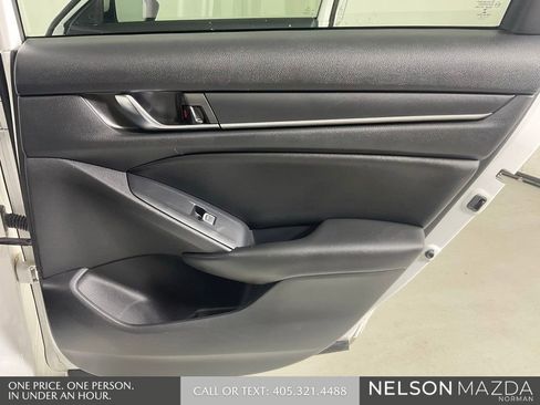 Used 2019 Honda Accord Sport image 23