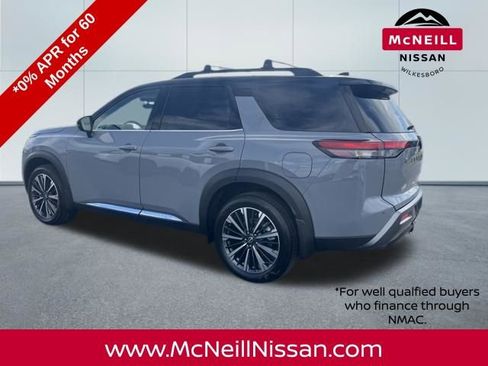 New 2026 Nissan Pathfinder Platinum image 5
