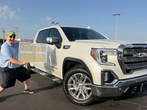 Used 2021 GMC Sierra 1500 SLT AWD/4WD image 1
