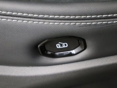 New 2026 Jeep Cherokee Laredo image 23