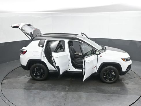 Used 2024 Jeep Compass Trailhawk image 55