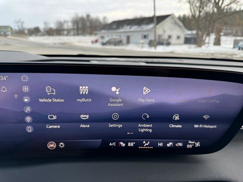 Used 2025 Buick Enclave Preferred image 32