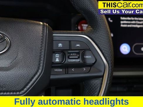 Used 2025 Toyota Tacoma TRD Sport RWD image 17