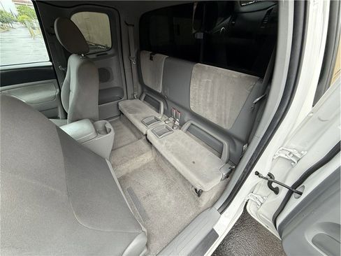 Used 2006 Toyota Tacoma 2WD Access Cab image 15