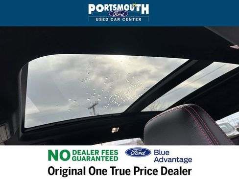 Used 2024 Ford Escape ST-Line Elite w/ Premium Technology Package image 8