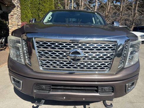 Used 2016 Nissan Titan Platinum Reserve AWD/4WD image 8