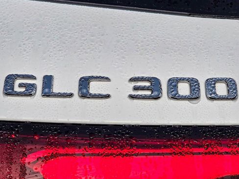 New 2026 Mercedes-Benz GLC 300 4MATIC image 8