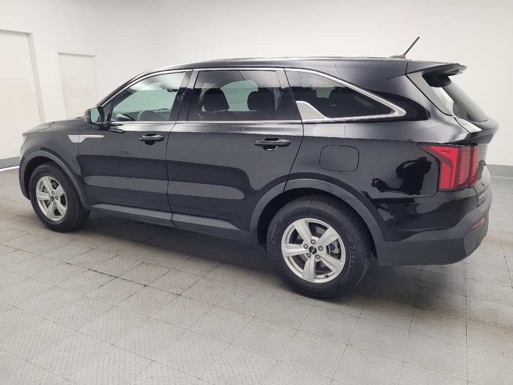 Used 2023 Kia Sorento LX FWD image 3
