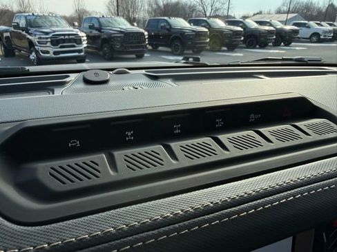 Used 2024 Ford Bronco Raptor w/ Interior Carbon Fiber Pack 6 image 21