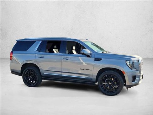 Used 2023 GMC Yukon Denali AWD/4WD image 4