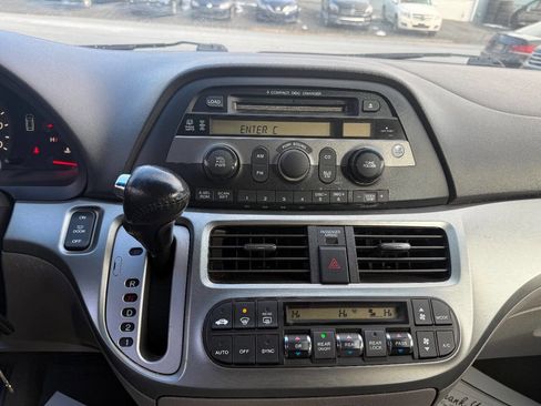 Used 2010 Honda Odyssey EX-L image 11