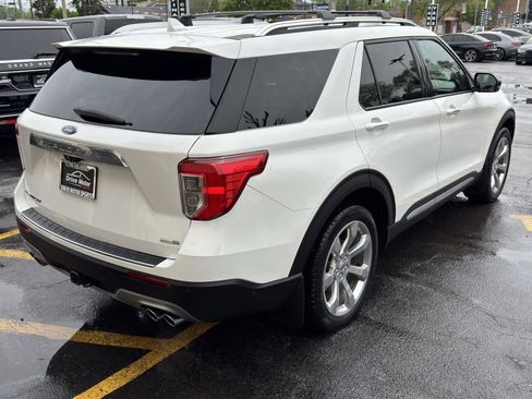 Used 2020 Ford Explorer Platinum w/ Premium Technology Package AWD/4WD image 8