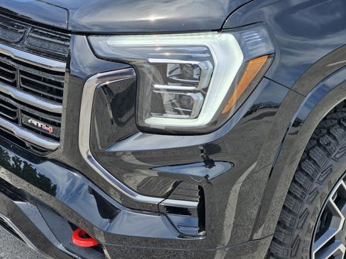 New 2026 GMC Terrain AT4 w/ Technology Package II AWD/4WD image 5
