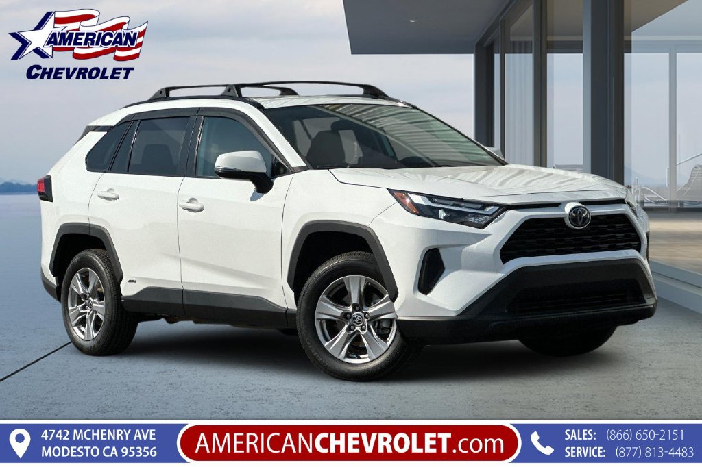 Used 2022 Toyota RAV4 XLE w/ Convenience Package AWD/4WD image 1