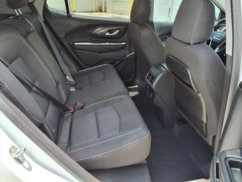 Used 2022 GMC Terrain SLE w/ Driver Convenience Package FWD image 12