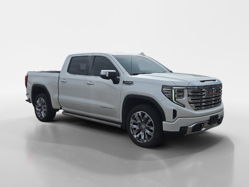 Used 2024 GMC Sierra 1500 Denali w/ Denali Reserve Package AWD/4WD image 9