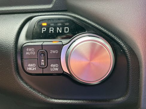 Used 2022 RAM 1500 Laramie AWD/4WD image 23