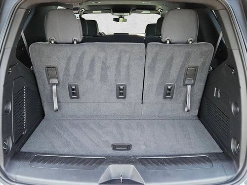 Used 2022 Chevrolet Tahoe LS image 6