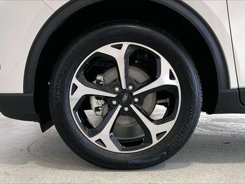 Used 2026 Ford Escape ST-Line Select AWD/4WD image 8