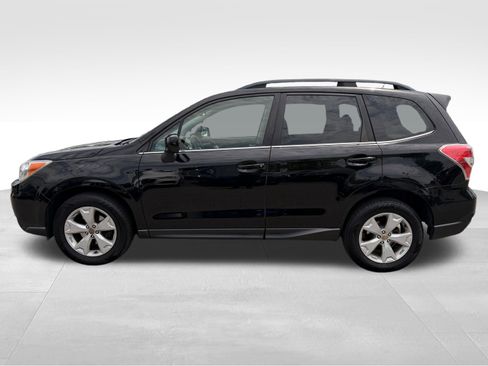 Used 2015 Subaru Forester 2.5i Limited AWD/4WD image 10