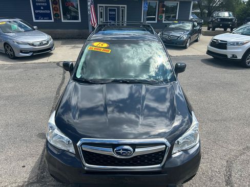 Used 2015 Subaru Forester 2.5i Premium AWD/4WD image 7