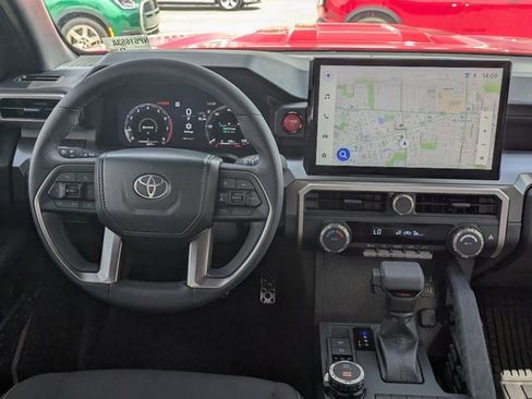 Used 2025 Toyota Tacoma TRD Sport AWD/4WD image 25