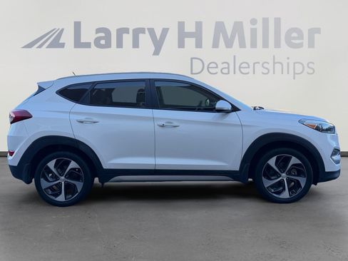 Used 2017 Hyundai Tucson Sport AWD/4WD image 6