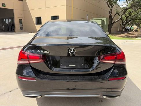 Used 2021 Mercedes-Benz A 220 image 4