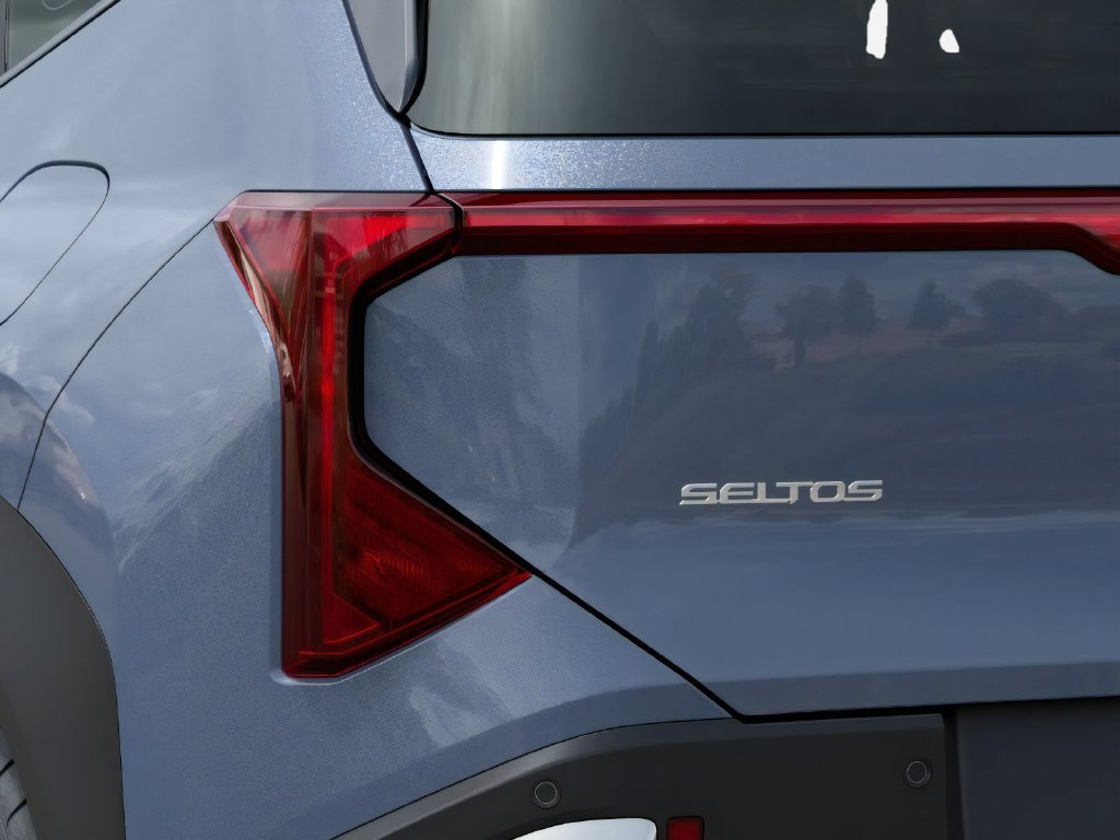 New 2027 Kia Seltos S FWD image 11