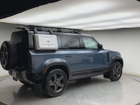 Used 2023 Land Rover Defender 110 X-Dynamic SE AWD/4WD image 2