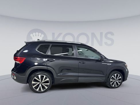 Used 2024 Volkswagen Taos SE FWD image 21