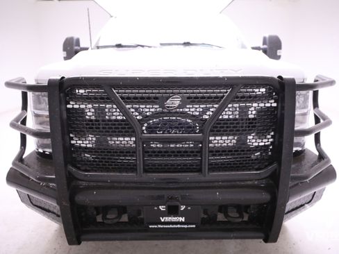 Used 2021 Ford F250 XLT w/ FX4 Off-Road Package image 7