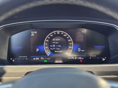 Used 2024 Volkswagen Tiguan Wolfsburg Edition image 27