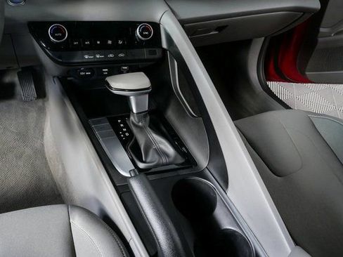 Used 2023 Hyundai Elantra SEL w/ Cargo Package image 14