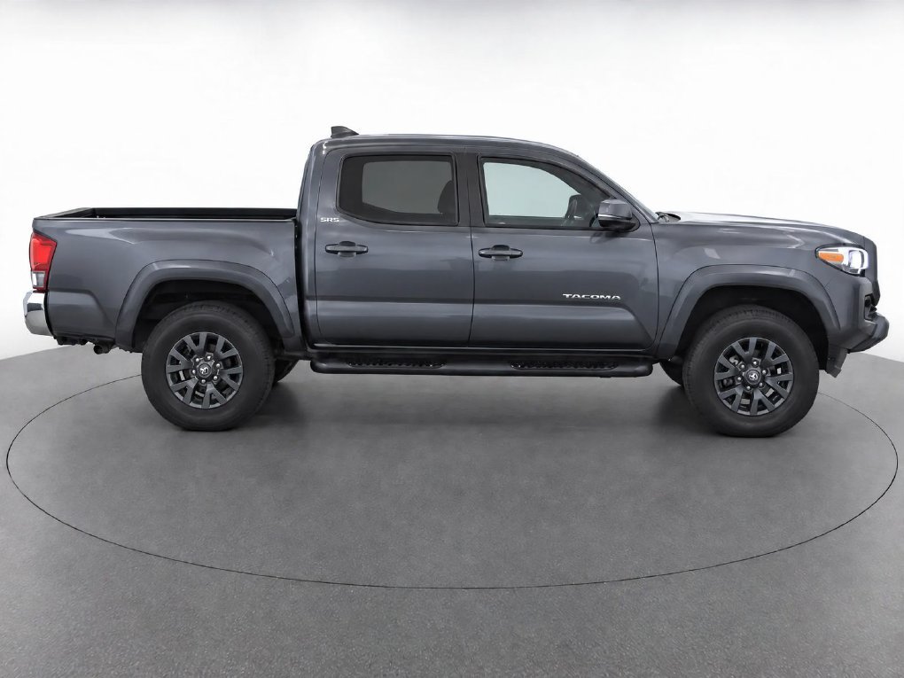 Used 2023 Toyota Tacoma SR5 RWD image 11